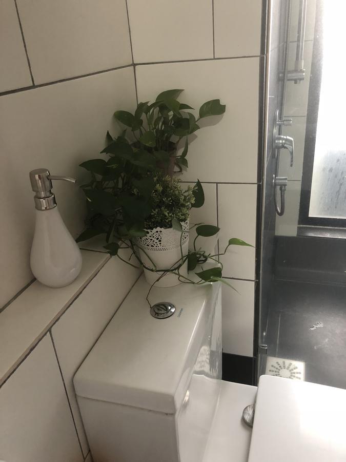 Urban 360 Suite Residence Batu-grotten Buitenkant foto